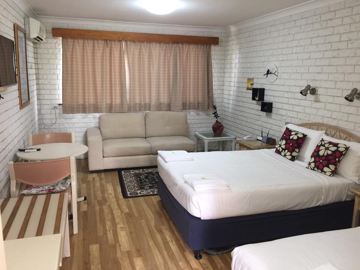 Holland Park Motel Брисбен Экстерьер фото