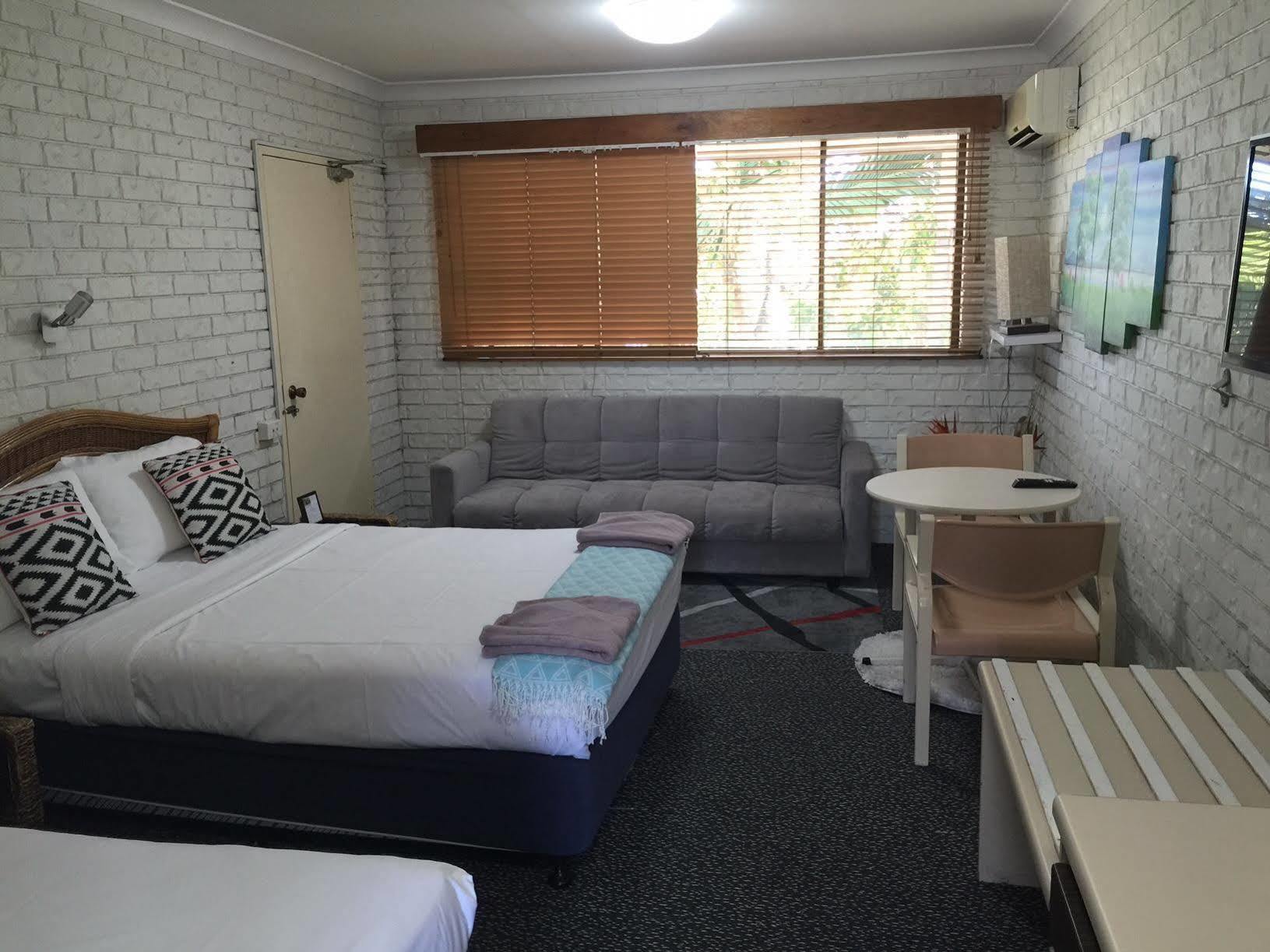 Holland Park Motel Брисбен Экстерьер фото